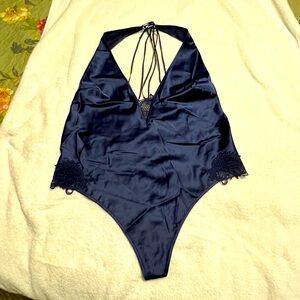 Victoria Secrets two piece set satin navy blue size xl